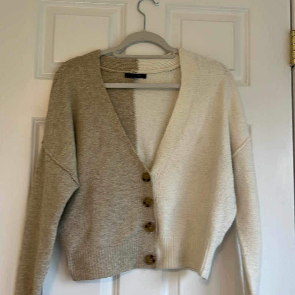 Cropped sweater